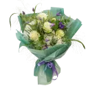 kytice růží a hortenzií